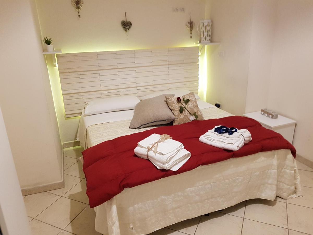 Philos - Appartements & Rooms ตารันโต ภายนอก รูปภาพ