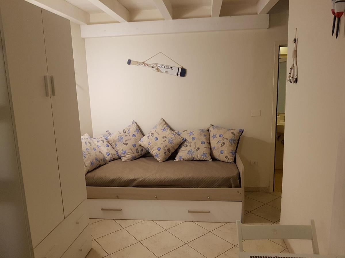Philos - Appartements & Rooms ตารันโต ภายนอก รูปภาพ